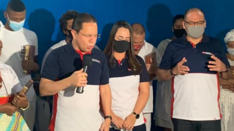 Simple-Frame-Photography-Studio-Facebook-Cover-2