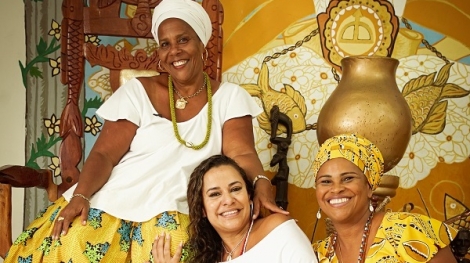 Mãe Jaciara Ribeiro, Aline Lima (PACS) e Ana Gualberto. Foto Yane Mendes